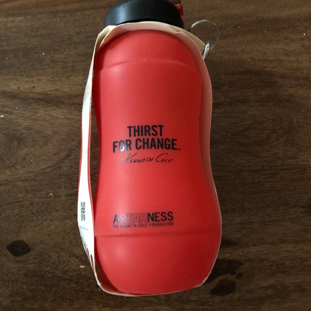 Kenneth Cole Water Bottle